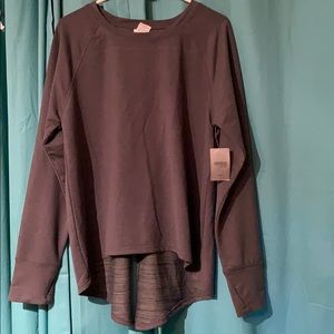 Gray long sleeve shirt